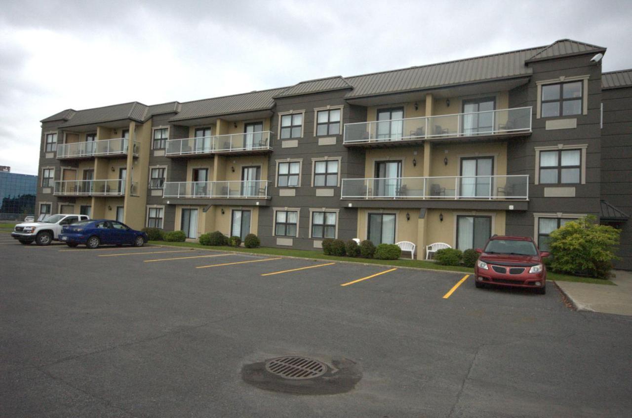 Auberge Harris Saint-Jean-sur-Richelieu Exterior foto